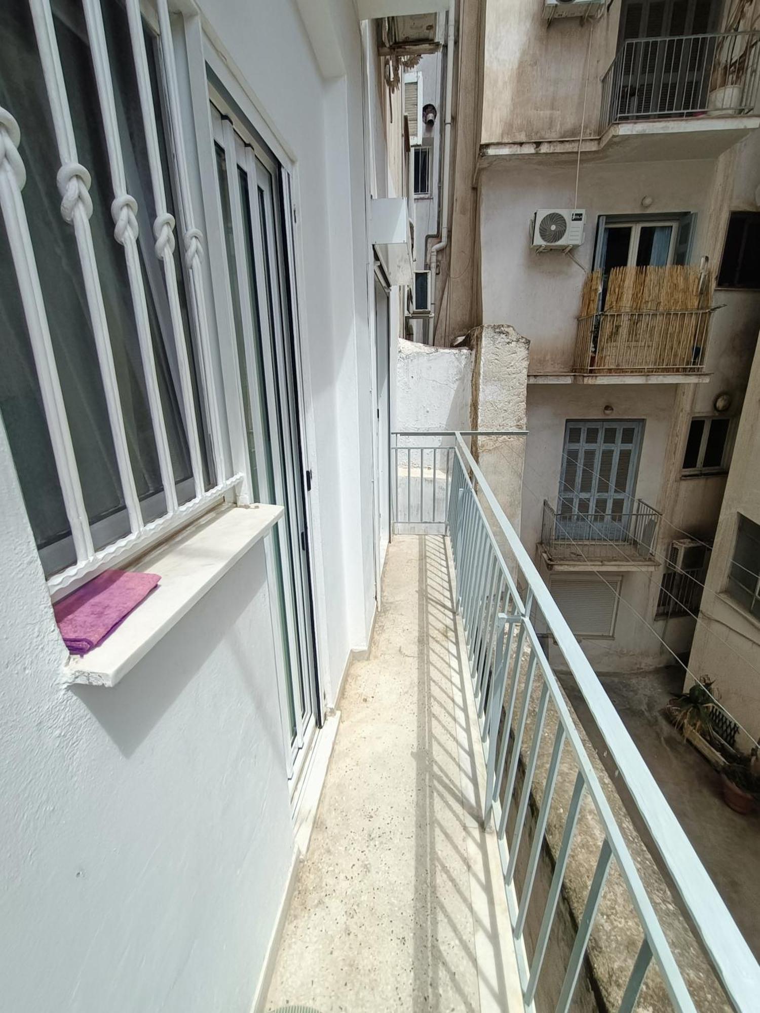 Appartamento Couple'S Escape Atene Esterno foto